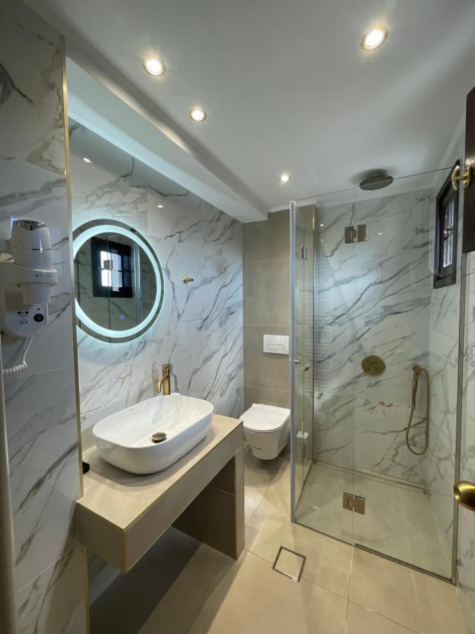 Hotel Makkas Krentis Zewnętrze zdjęcie