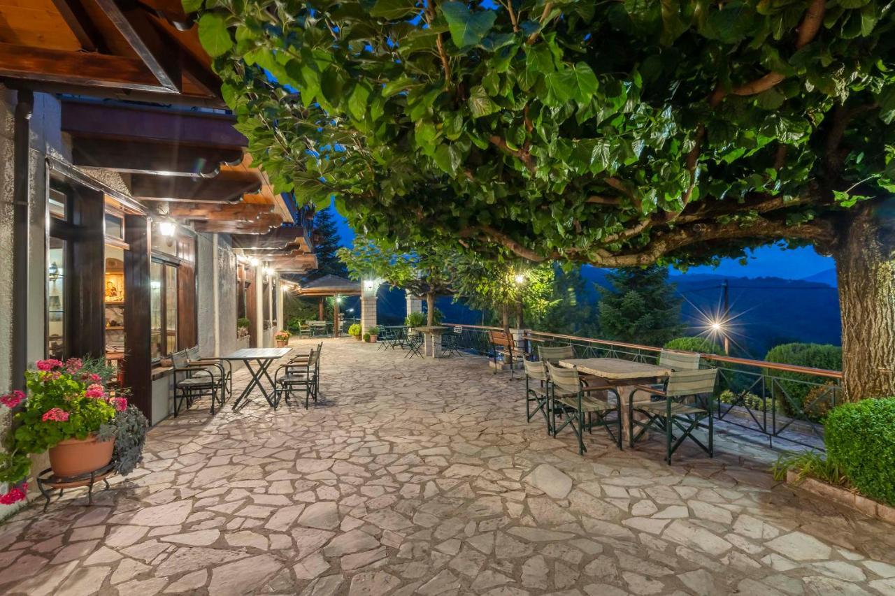 Hotel Makkas Krentis Zewnętrze zdjęcie